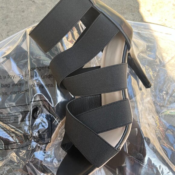 Elastic Band Gladiator Sandals - Picture 2 of 3